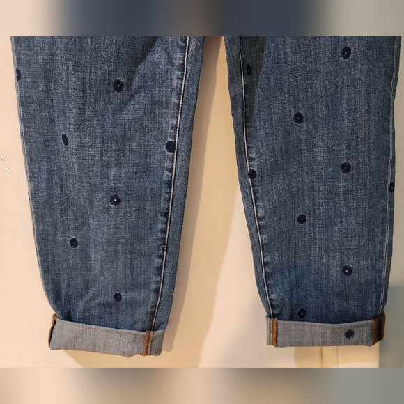 Women's Talbots Everyday Relaxed Fit Jeans, Size 12 - Picture 5 of 8